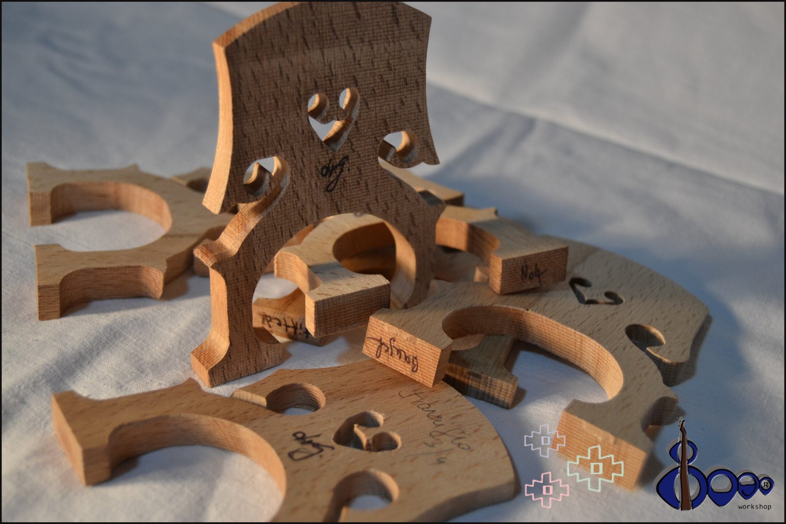 Baroque Cello Bridge Quarter Size – Handcrafted Maple Model