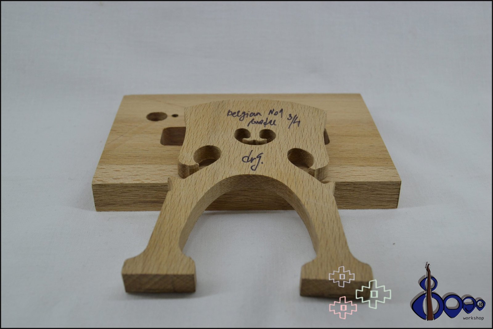 Ultimate Cello Bridge Belgian 1 – Quarter Size 4 Ultimate Cello Bridge Belgian 1 – Quarter Size - Image 4