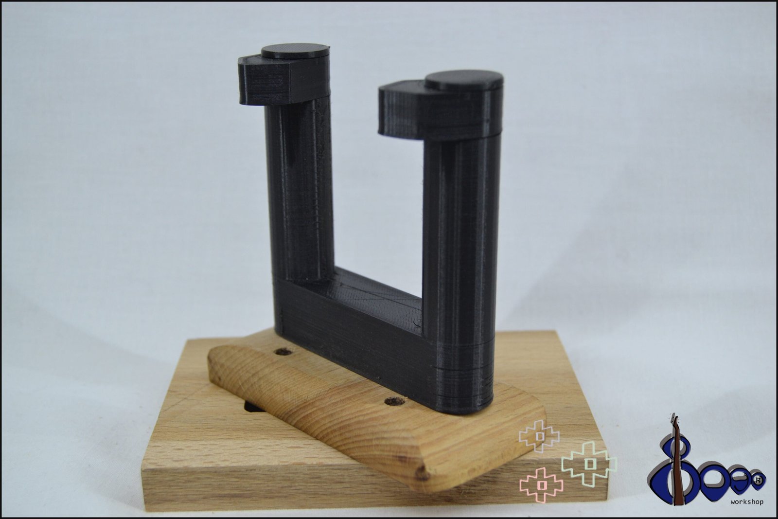 Guitar wall hanger - Wood 2 Guitar wall hanger - Wood