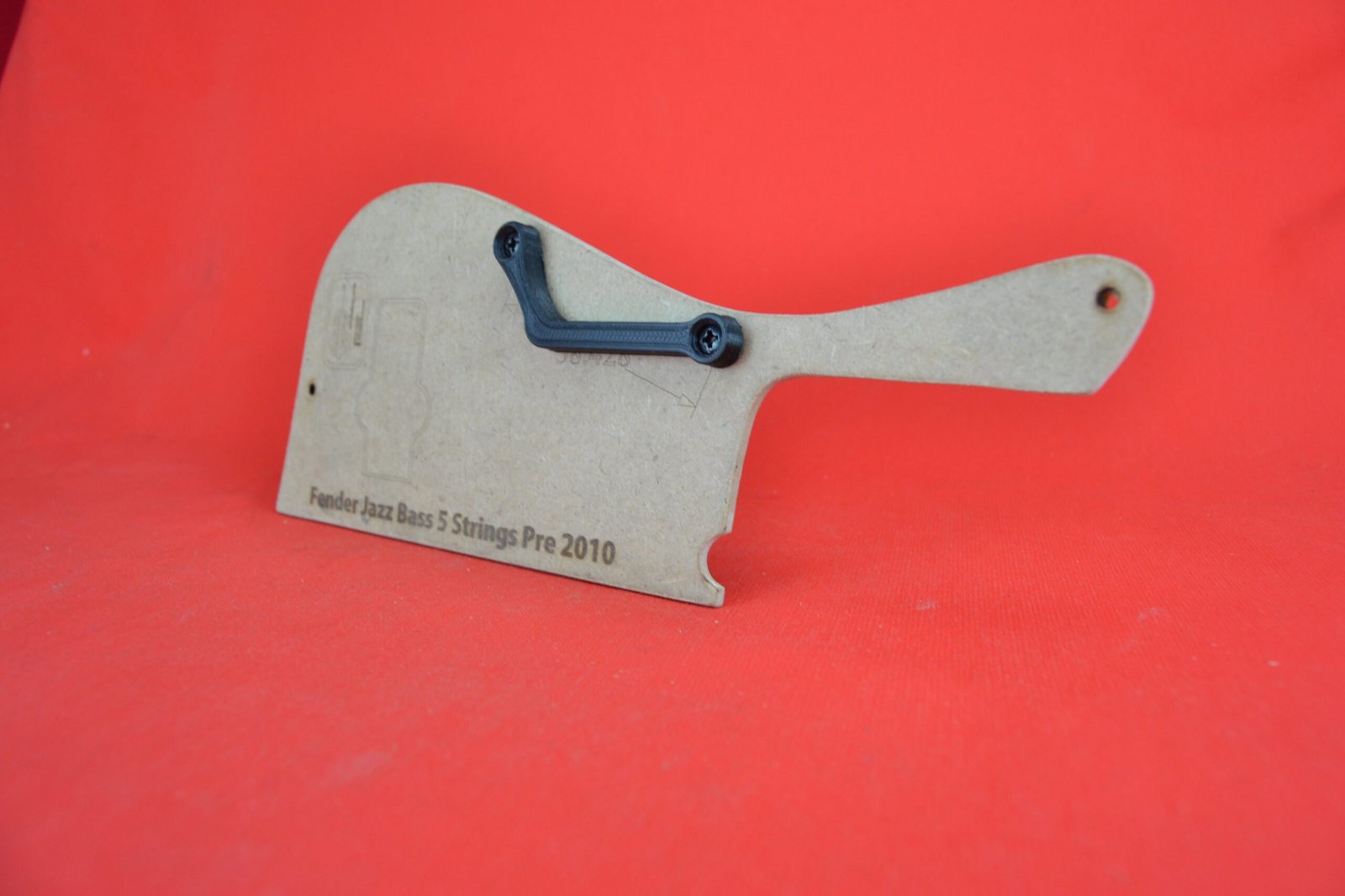 Thumb rest for Fender Jazz V pre 2010 (M-1) 4 Thumb rest for Fender Jazz V pre 2010 (M-1)