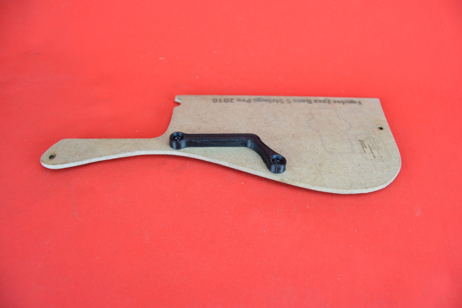 Thumb rest for Fender Jazz V pre 2010 (M-1) 2 Thumb rest for Fender Jazz V pre 2010 (M-1)