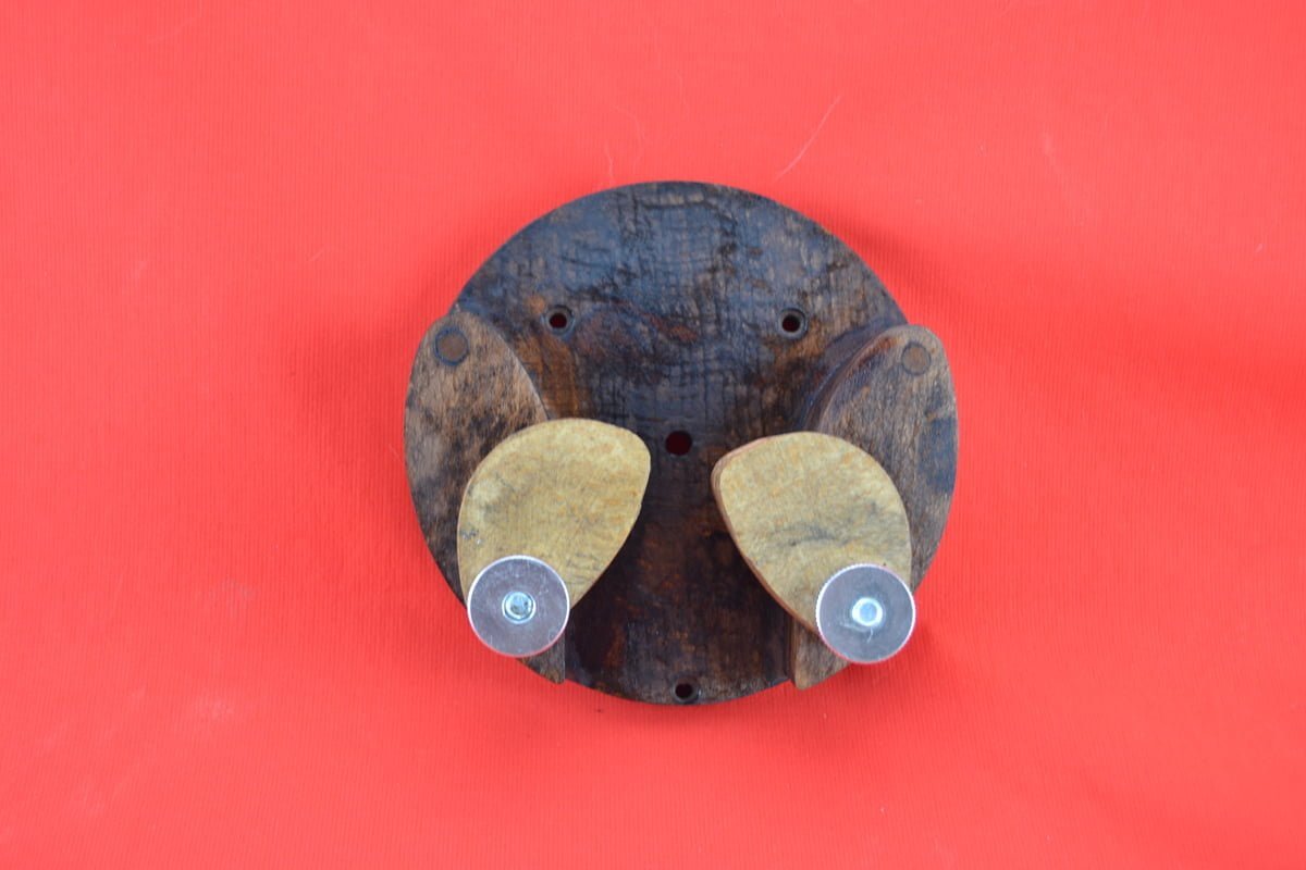 Guitar Wall Mount-Round for Fender guitars 2 Guitar Wall Mount-Round for Fender guitars