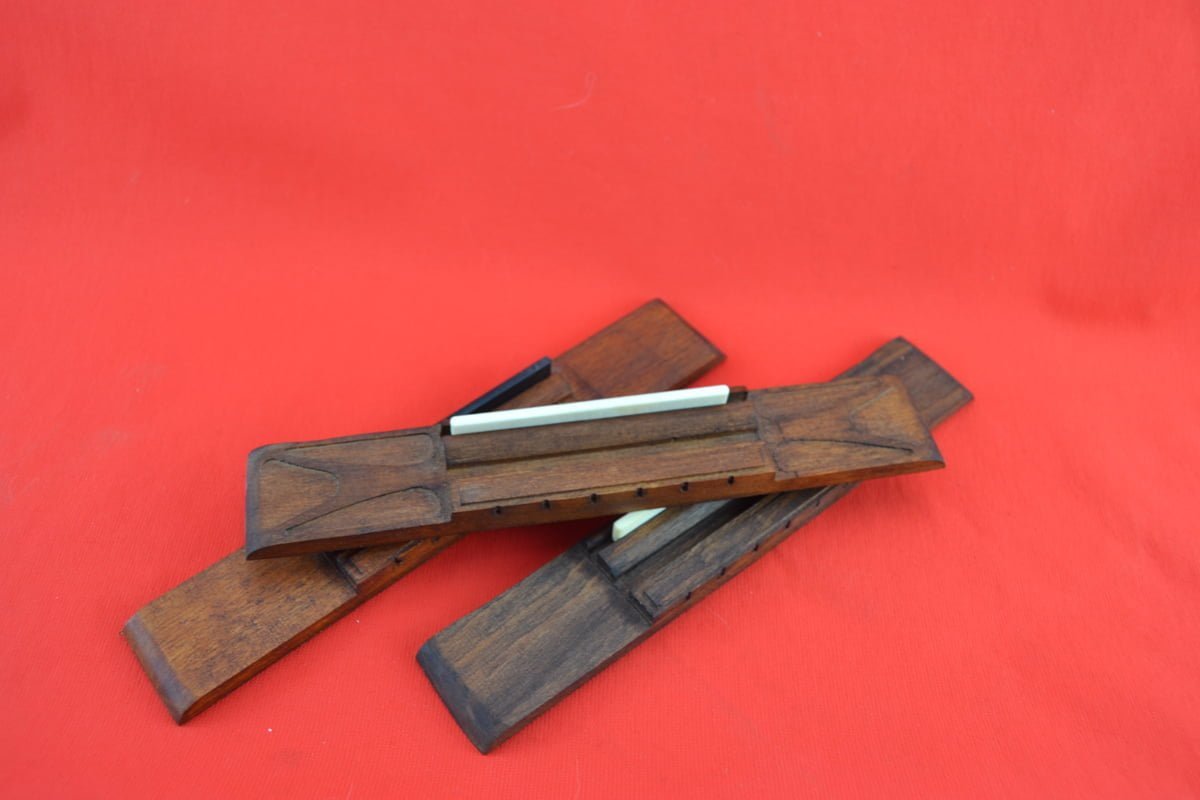 Western Guitars Hand-Crafted, Bridges- new model 4 music Classic guitar bridge-new version