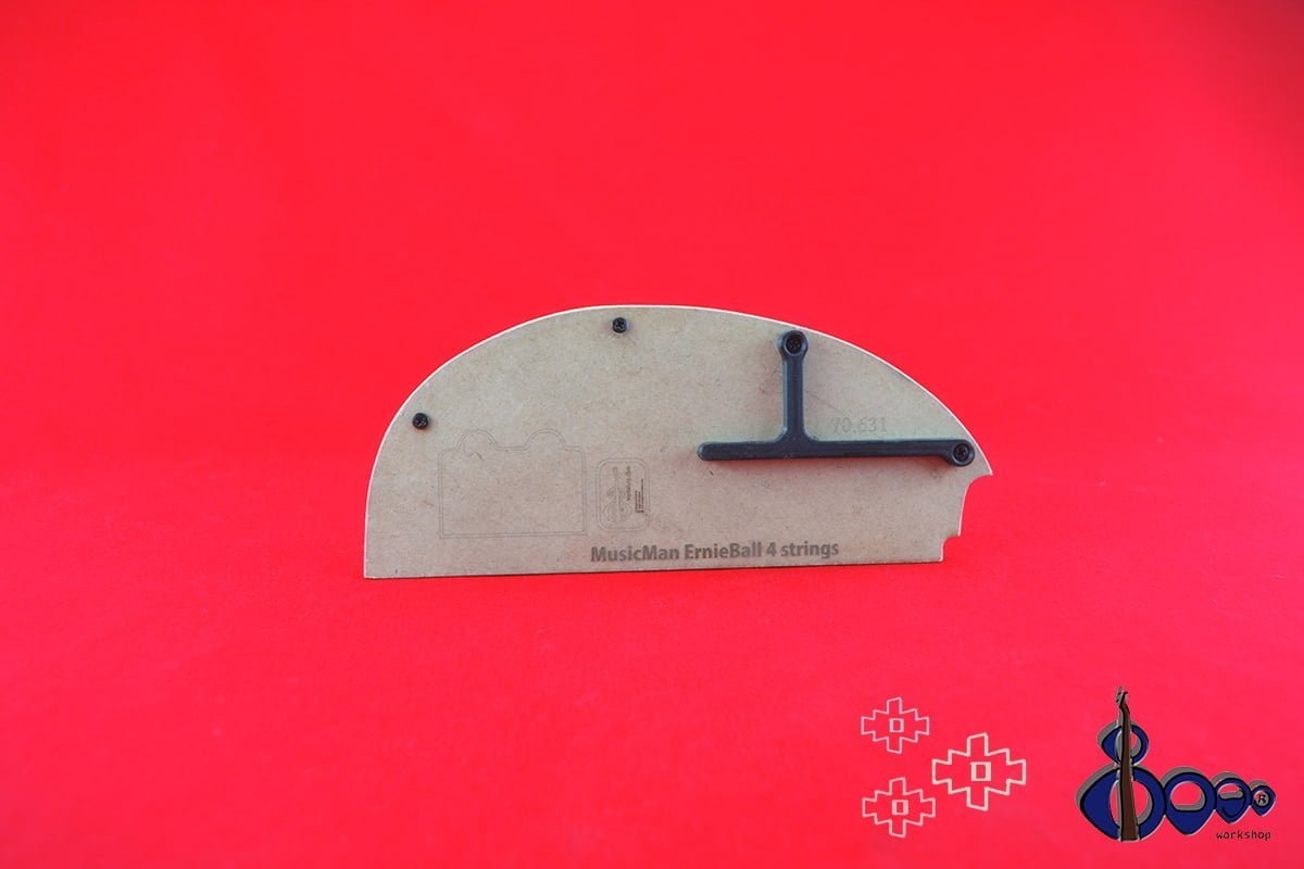 Thumb rest for Music Man Ernie Ball (M-1) 7 Thumb rest for Music Man Ernie Ball (M-1)