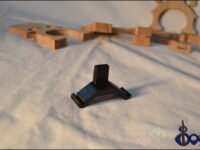 Cello microphone mount