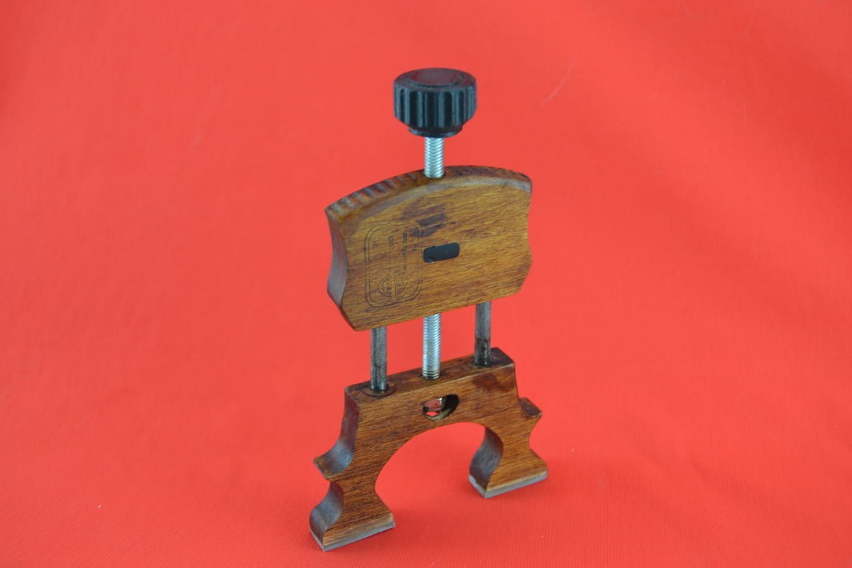 Cello strings lifter/ holder - updated