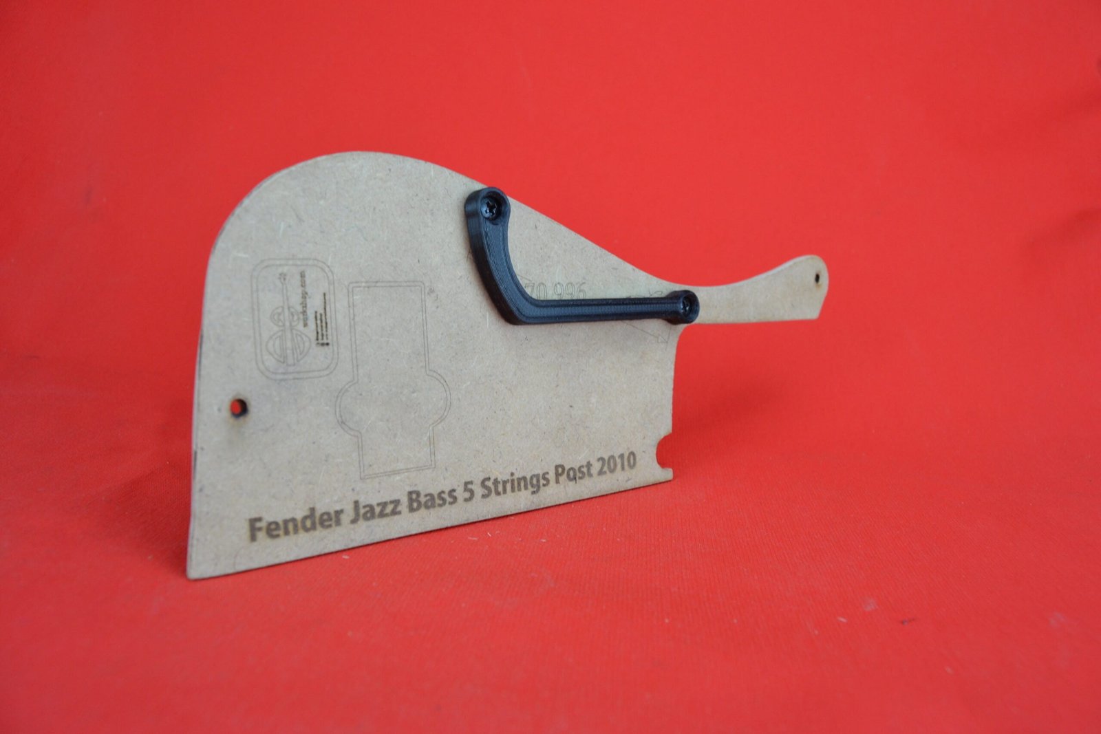 Thumb rest for Fender Jazz V post 2010 (M-2)