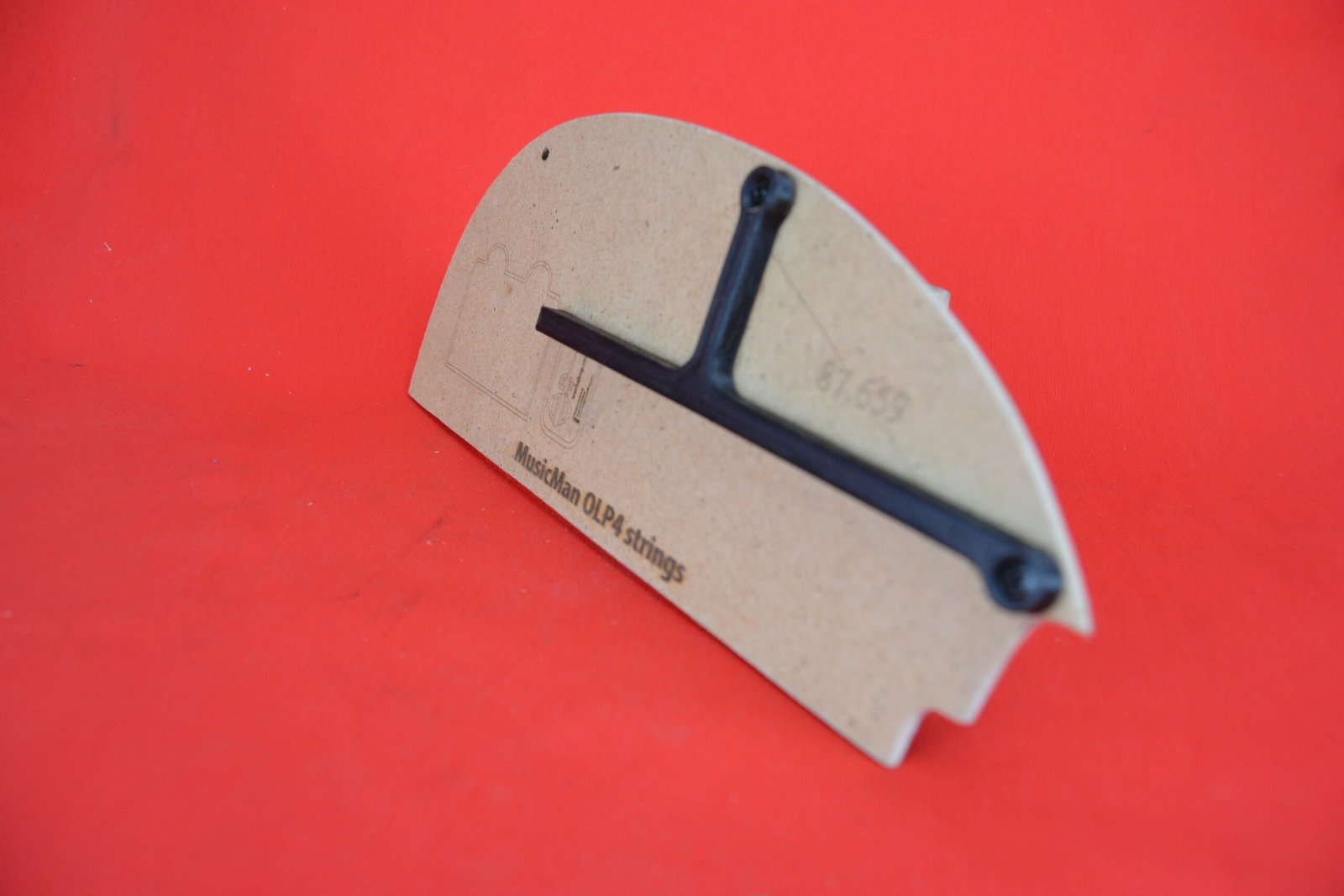 Thumb rest for Music Man OLP (M-4)