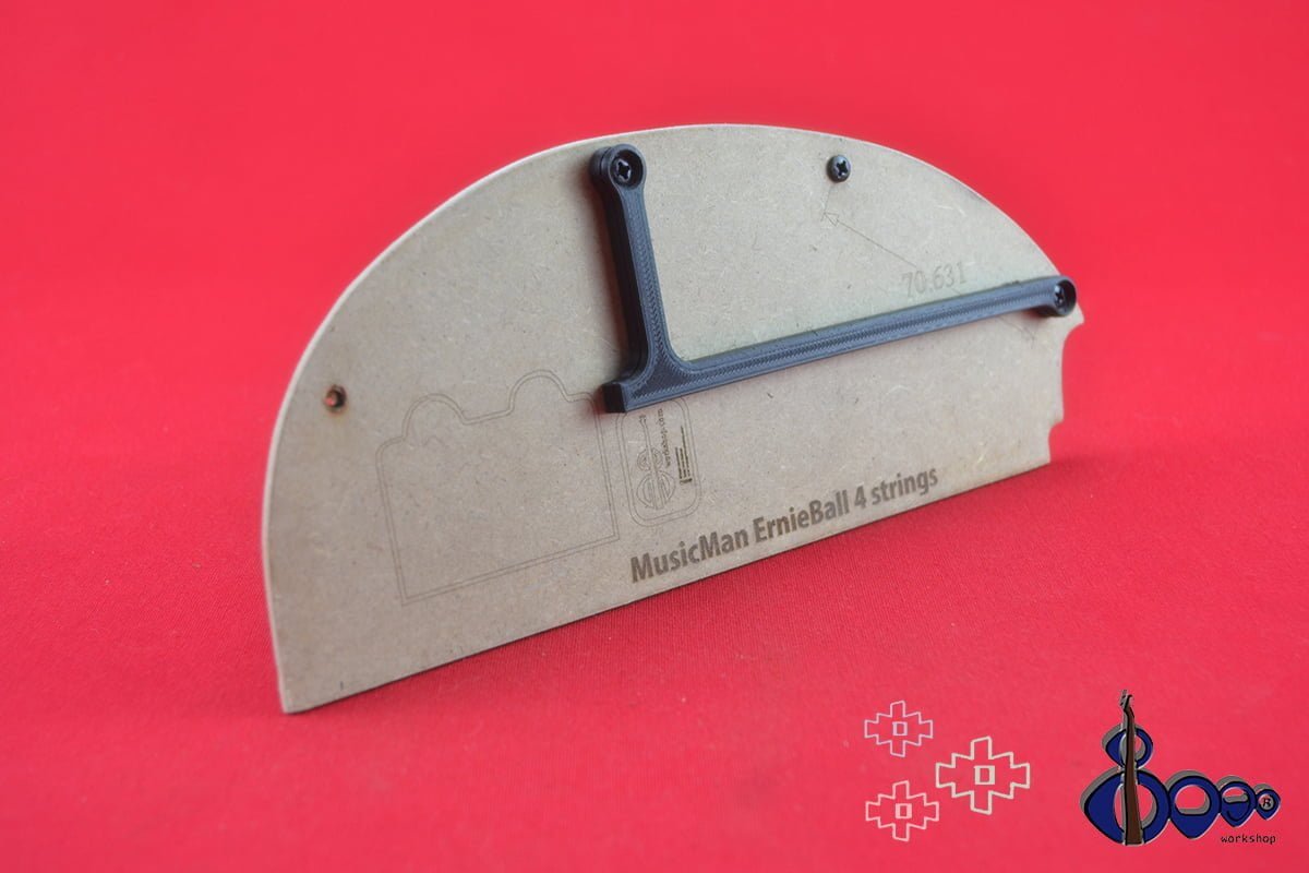 Thumb rest for MusicMan ErnieBall 4 (M-2)