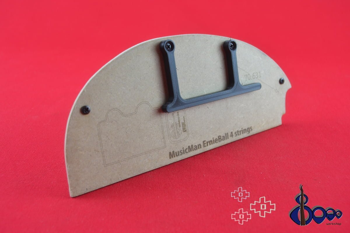 Thumb rest for MusicMan ErnieBall 4 (M-4)