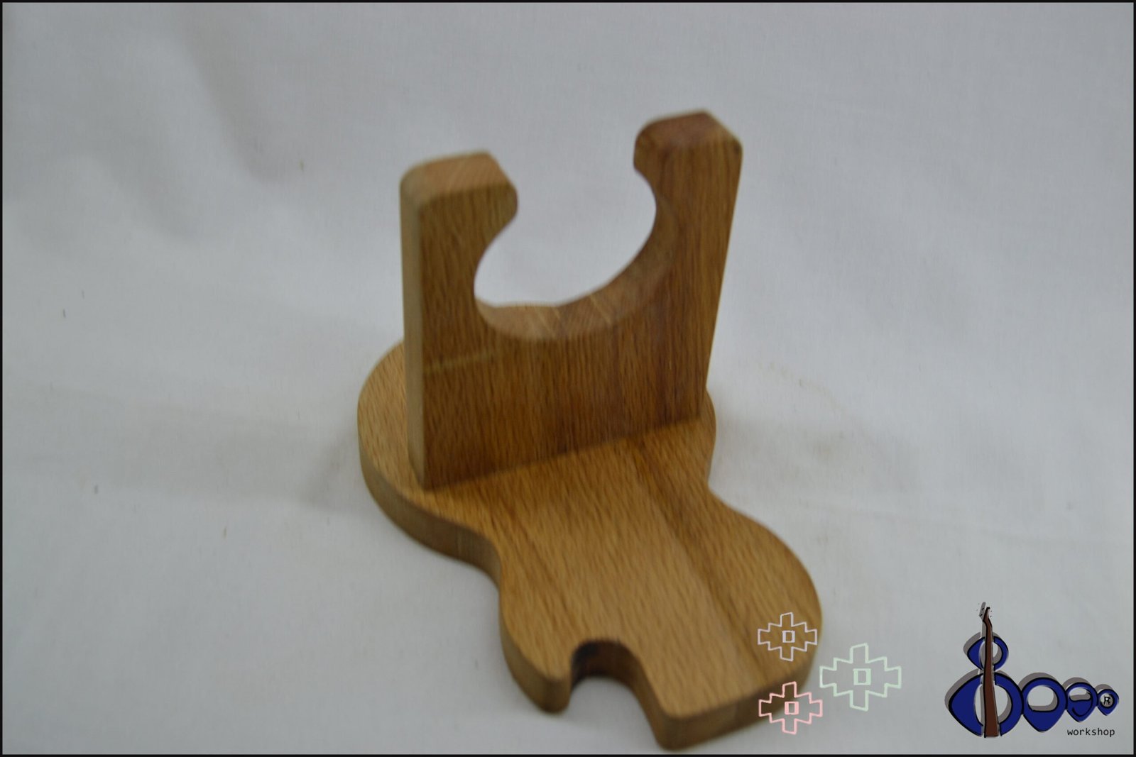 Wooden wall mount - Guitar body